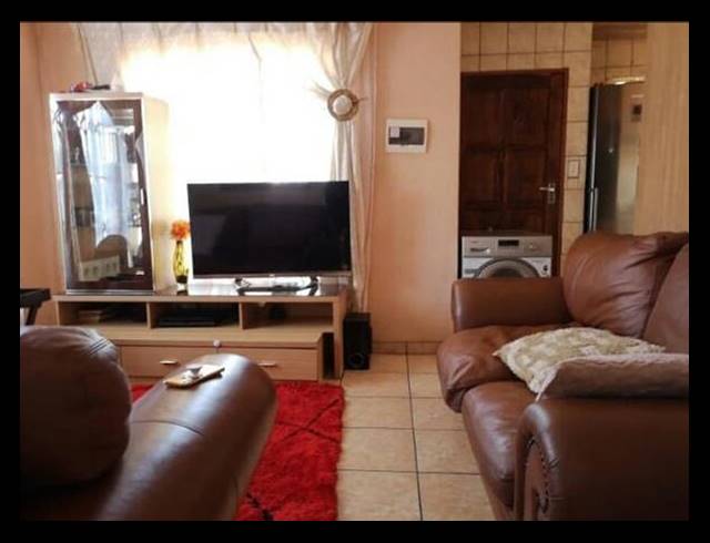 2 BEDROOM HOUSE SOLD IN SOSHANGUVE XX